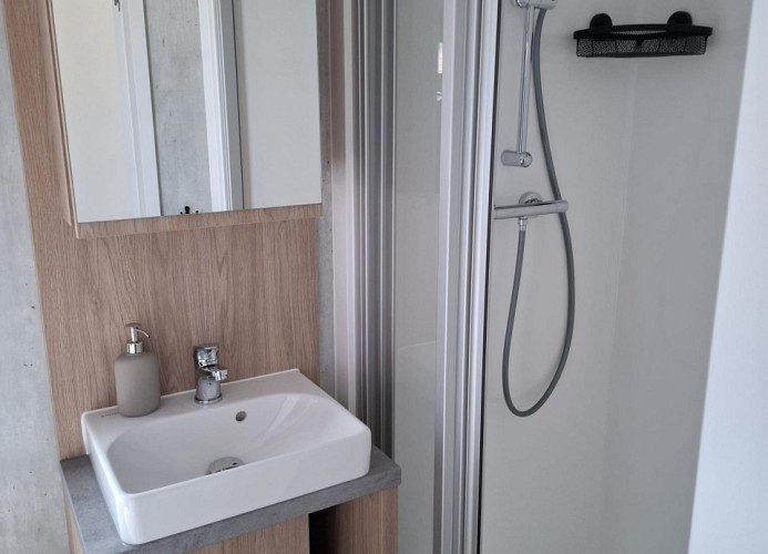 Dusche / Badezimmer